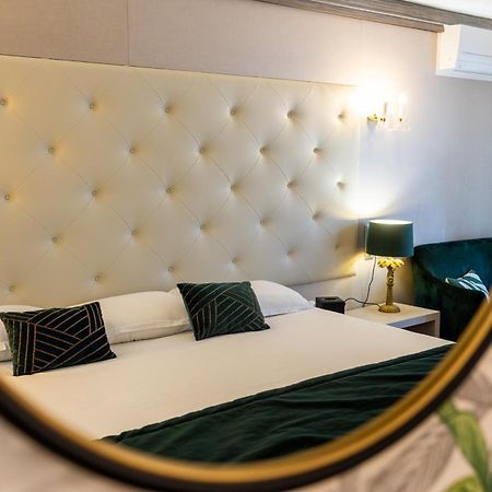 Hotel Le Fouquet'S 戛纳 外观 照片