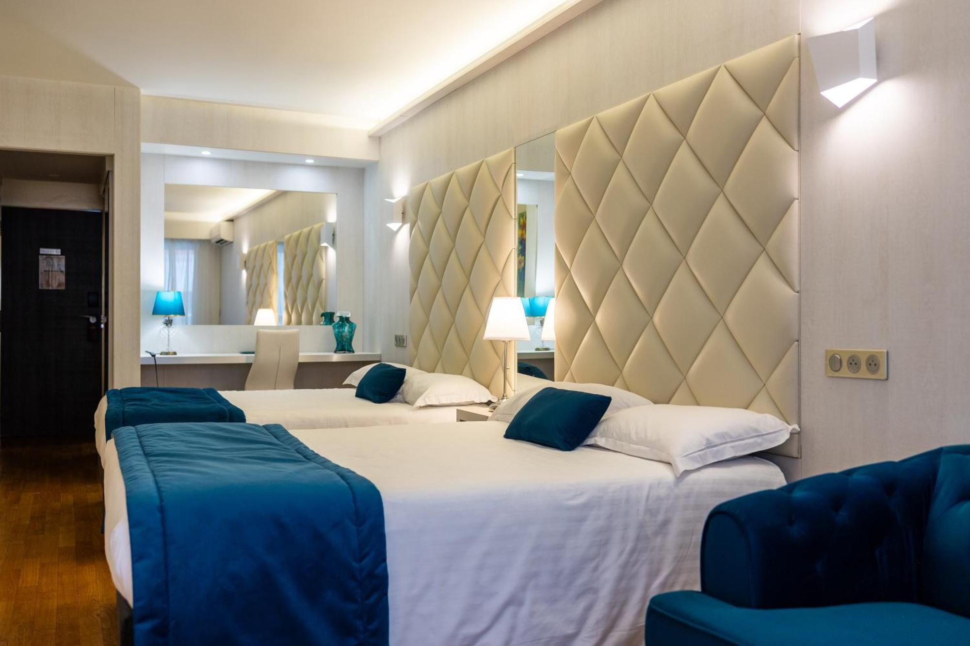 Hotel Le Fouquet'S 戛纳 外观 照片